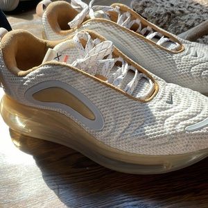 Nike air max 720 pure vanilla used like new will except trades
